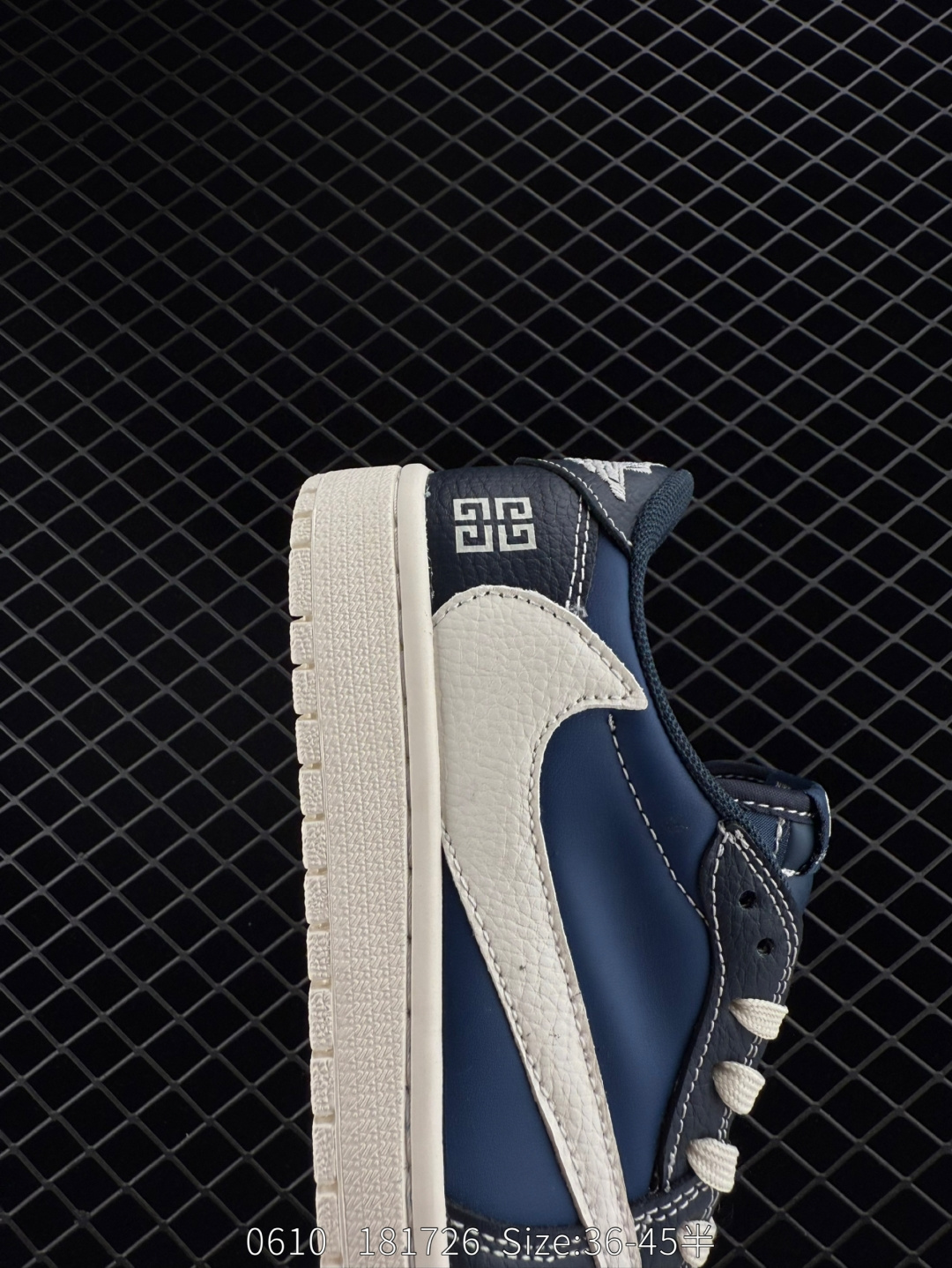 Travis Scott x Air Jordan 1 ” Reverse Mocha “